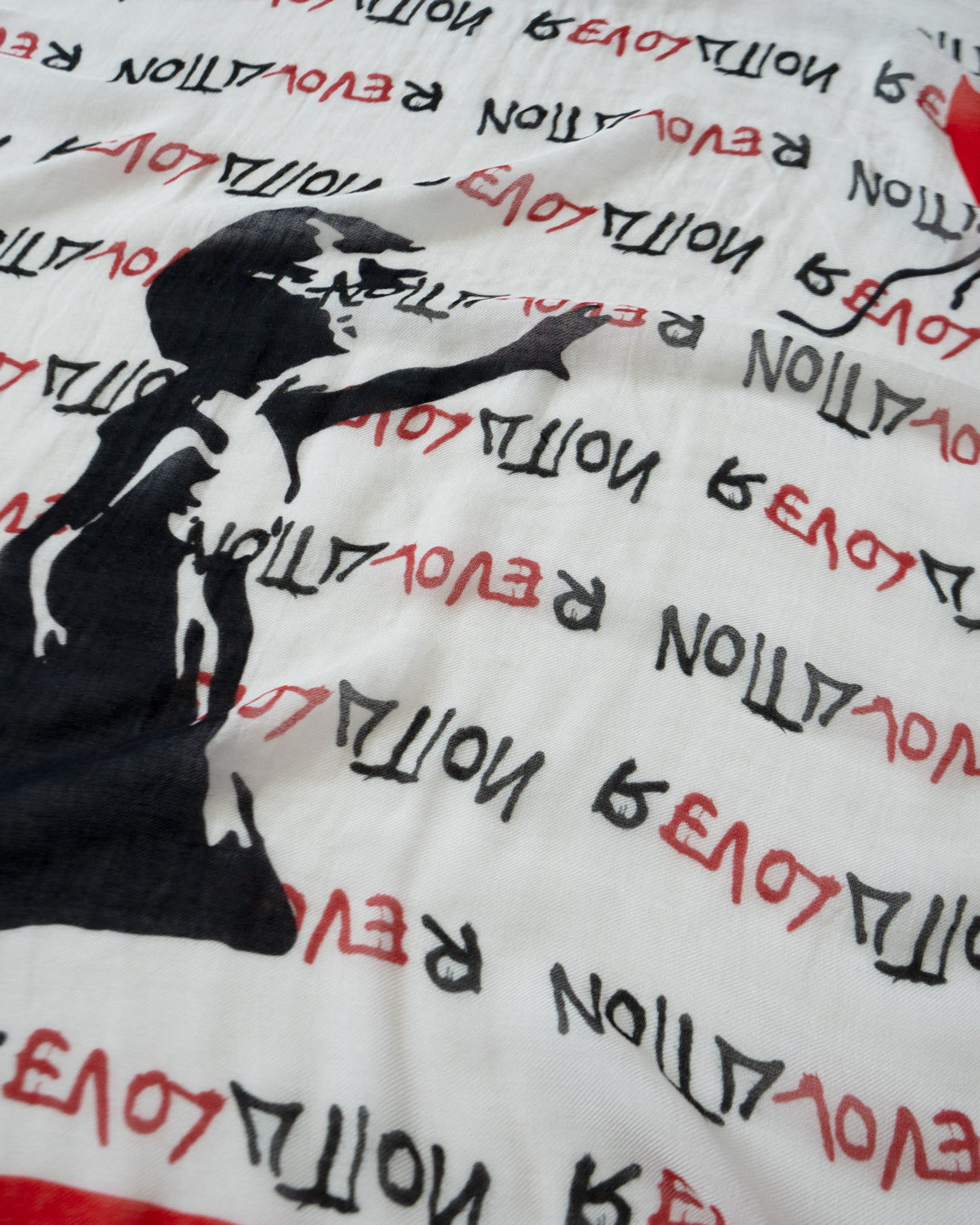 Faliero Sarti ファリエロサルティ ストール 薄手 Our Revolution